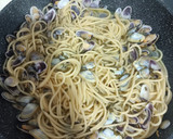 Foto del paso 4 de la receta: Spaghetti alle vongolle