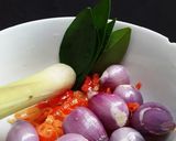Foto langkah ke 1 dari resep Sambal Matah Bali.