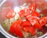 Hình bước làm 2 của món 🌱 Canh Cà Chua Chay Đơn Giản