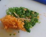 Foto langkah ke 3 dari resep MPASI 6+ Bubur nasi sop ayam.