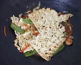 Foto langkah ke 6 dari resep Pancit Canton | Mie Goreng Philipine.