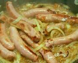 Foto del paso 3 de la receta: Salchichas frescas al vino blanco