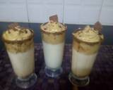 Dalgona coffee recipe step 2 photo
