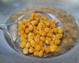 Hình bước làm 3 của món Bắp chiên bơ