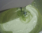 Foto langkah ke 3 dari resep Es Krim Sawi Hijau.