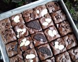 Foto langkah ke 4 dari resep Brownies Shiny Crust.