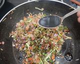 A picture of step 4 of Monchow Soup.