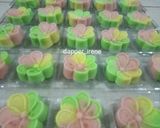 Foto langkah ke 4 dari resep Bolu kukus mawar.