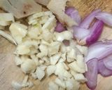 Foto langkah ke 1 dari resep Sup Ayam Jahe Obat Pilek.