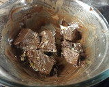 ब्राऊनी (brownie recipe in marathi) रेसिपी स्टेप 4 फोटो 