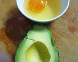 รูปขั้นตอนการทำที่ 1 ของ LOW-Crob : อาหารเช้า ไข่อบอะโวคาโด🥑🥚
