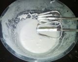 A picture of step 3 of Royal Icing.