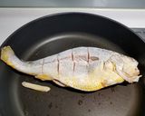 A picture of step 6 of Sweet and Sour Yellow Croaker.