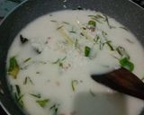 Foto langkah ke 2 dari resep Nasi gurih daun jeruk.