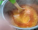 Foto del paso 3 de la receta: Salsa sencilla de pollo a la crema