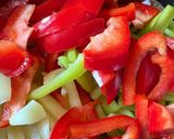 Zöldséges pirított tészta,csirkemellel recept fázis 4 fotója