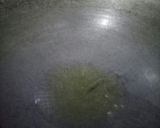 Foto langkah ke 1 dari resep Gulai Daun Singkong.