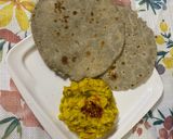 A picture of step 5 of Jalapeño Pithal and Bahari Bhakari.