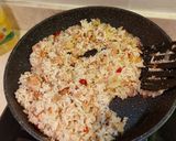 Foto langkah ke 4 dari resep Nasi goreng Tuna.