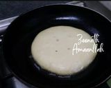 A picture of step 3 of Souffle Pancakes.