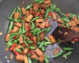 Foto langkah ke 4 dari resep Oseng Buncis tempe cabe merah pedas manis.