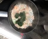 Foto del paso 3 de la receta: Tagliatellis con gambas y espinacas