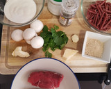 Foto del paso 1 de la receta: Solomillo de ternera al horno en salsa cremosa de champiñón y pasta
