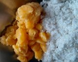 तळणीचे मोदक (Talniche Modak Recipe In Marathi) रेसिपी स्टेप 2 फोटो 