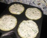 A picture of step 4 of Green onion rice pancakes.
