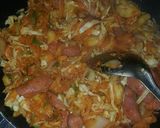 A picture of step 7 of Cabbage and potato sauce.