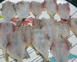A picture of step 1 of Crispy Topse or Mango Fish Fry.
