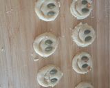 A picture of step 4 of Pumpkin seed sugarless shortbread ☺.