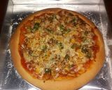 Foto langkah ke 4 dari resep Pizza homemade by Maya.