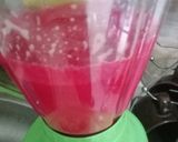 Foto langkah ke 2 dari resep Smoothie Bit dan Nanas.