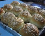 Foto langkah ke 10 dari resep Roti Burger Rumahan / burger bun.