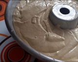 Foto langkah ke 5 dari resep Bolu Gaplek Saus Karamel ala Rianti Kitchen.