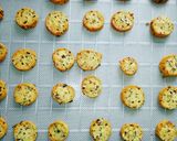 Une image de l'étape 5 de Biscuits parmesan et graines.