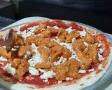 A picture of step 6 of Simple Chicken Tikka Pizza.