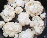Foto del paso 1 de la receta: Salsa Blanca de Coliflor💜