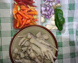 Foto langkah ke 1 dari resep Ceker Mercon Empuk Pedas.