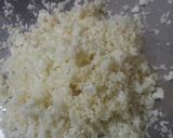A picture of step 1 of Cauliflower paratha.