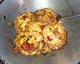 Foto langkah ke 2 dari resep Telur Masak Kecap.