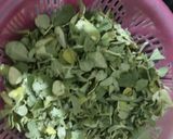 મેથીની ભાજી નું લોટવાળું શાક (Methi lotvalu shak Recipe in Gujarati) રેસીપી સ્ટેપ1ફોટો