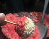 Foto langkah ke 5 dari resep Bola-Bola Ayam Kemerdekaan | Frozen food.