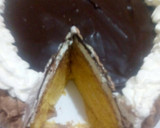 Foto del paso 7 de la receta: Tarta de crema pastelera con nata y cobertura de chocolate