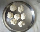 A picture of step 1 of Rice crackers with onion karam.