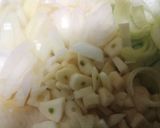 Édesburgonyás hagymakrémleves recept fázis 1 fotója