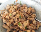 Foto langkah ke 5 dari resep Ayam tumis kecap.