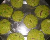 A picture of step 3 of Peas Lolipop.