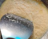 A picture of step 2 of Rawa Halwa.